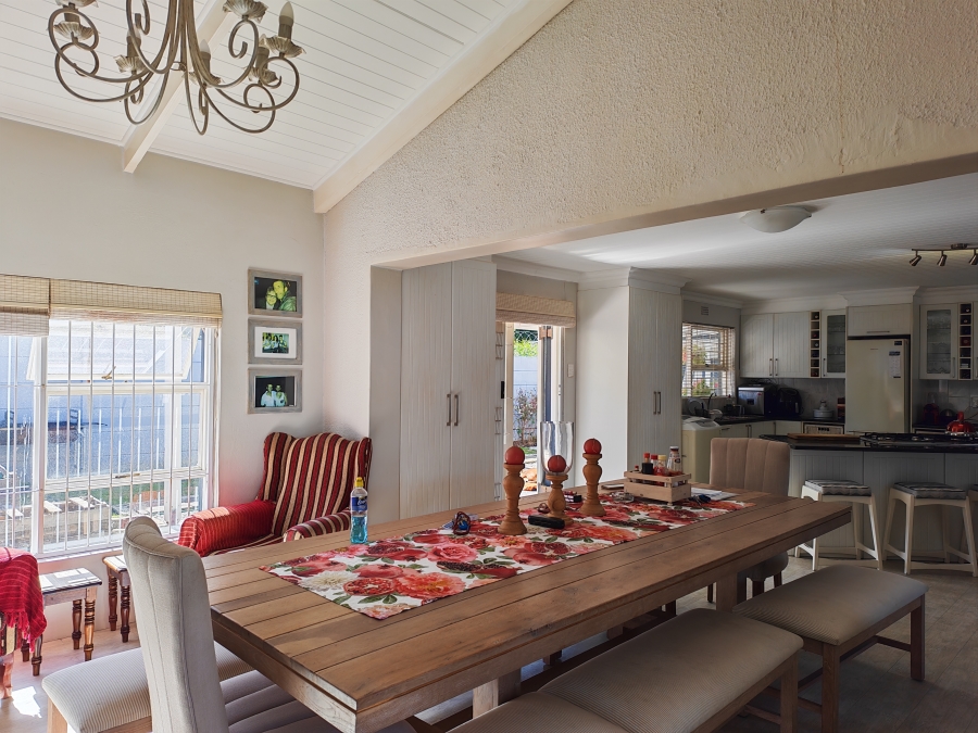 3 Bedroom Property for Sale in Palmiet Western Cape